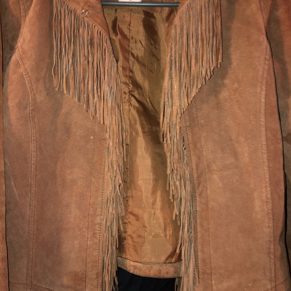 Fringe ❤️❤️ - Picture 3 of 4